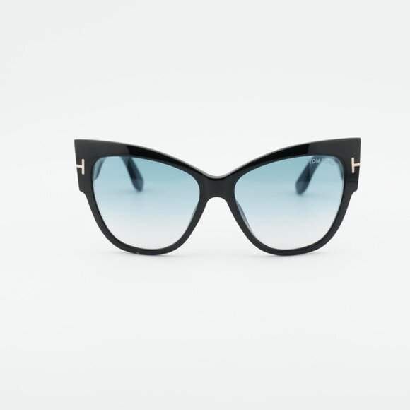 Tom Ford Anoushka FT0371 01B Sunglasses Shiny Black Cat Eye Frame, Grey Lenses main image 7
